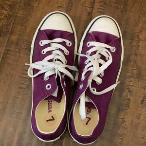 Converse shoes